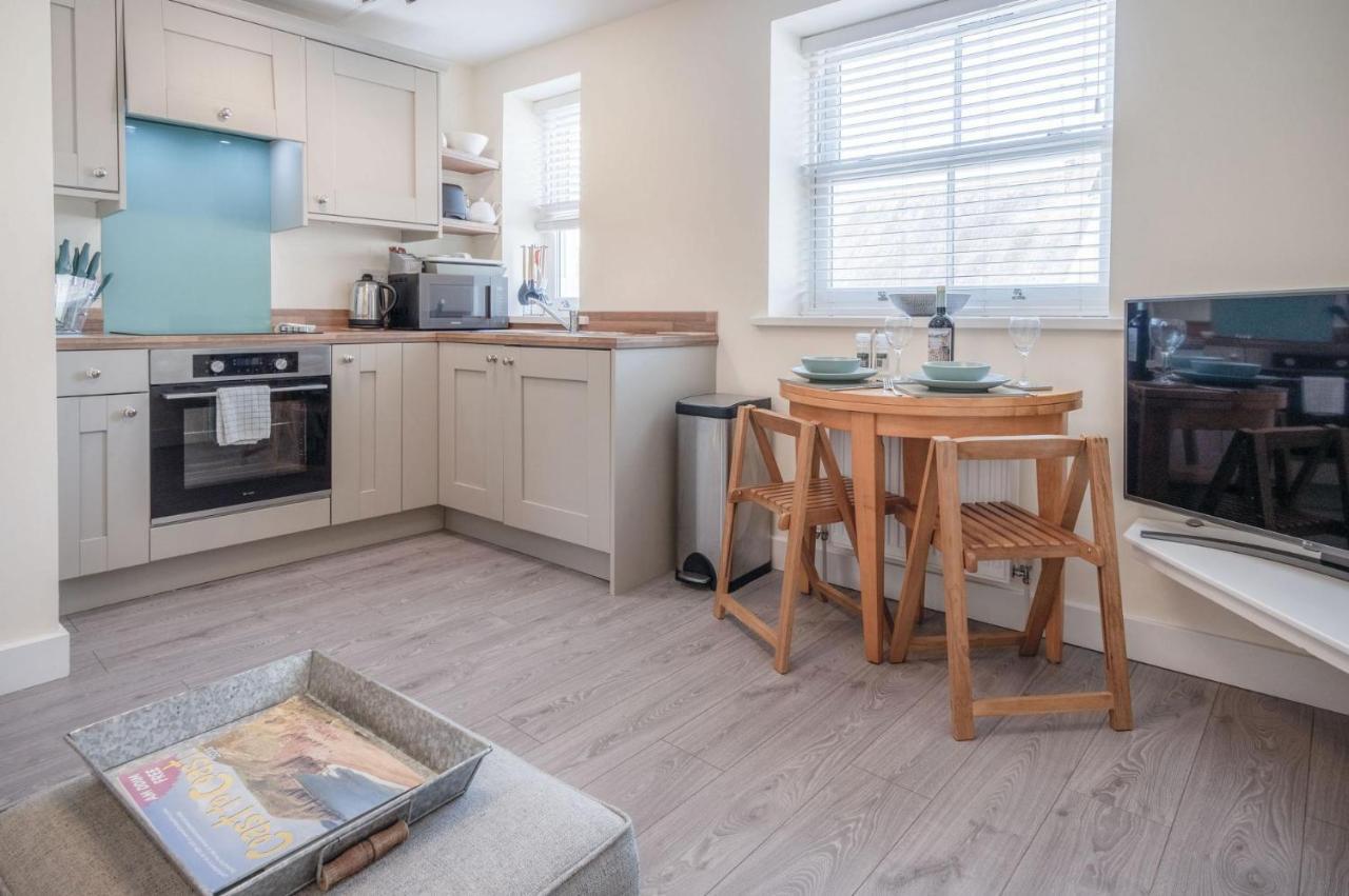 Myrtle - 1 Bedroom Apartment - Saundersfoot Esterno foto